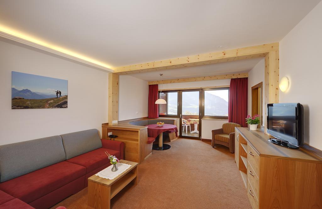 טירולו Hotel Appartement Inge חדר תמונה