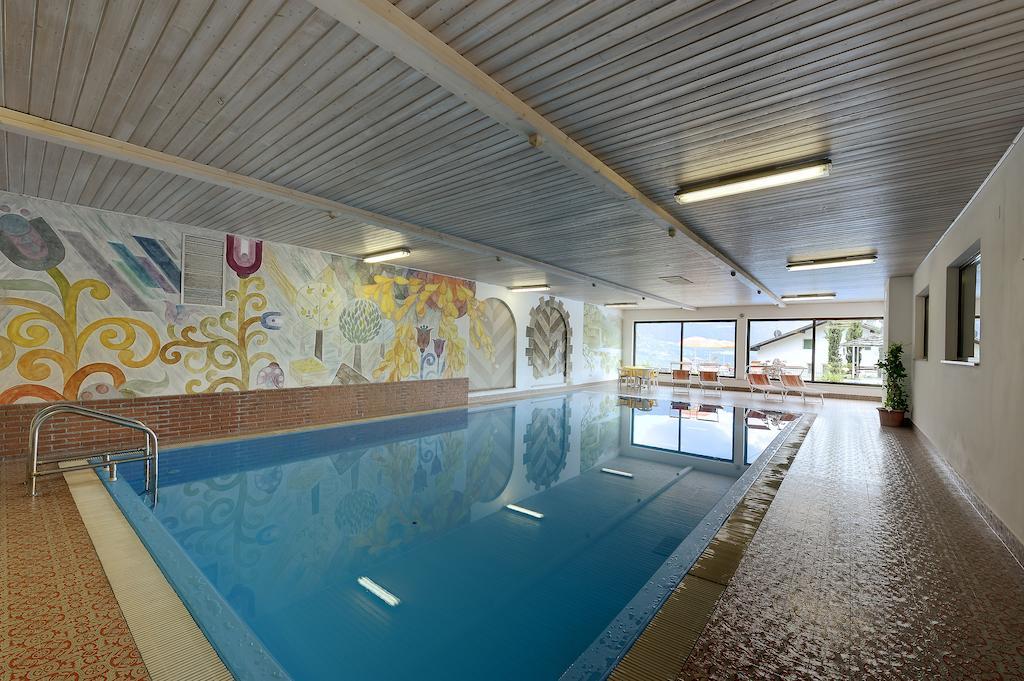 טירולו Hotel Appartement Inge מראה חיצוני תמונה