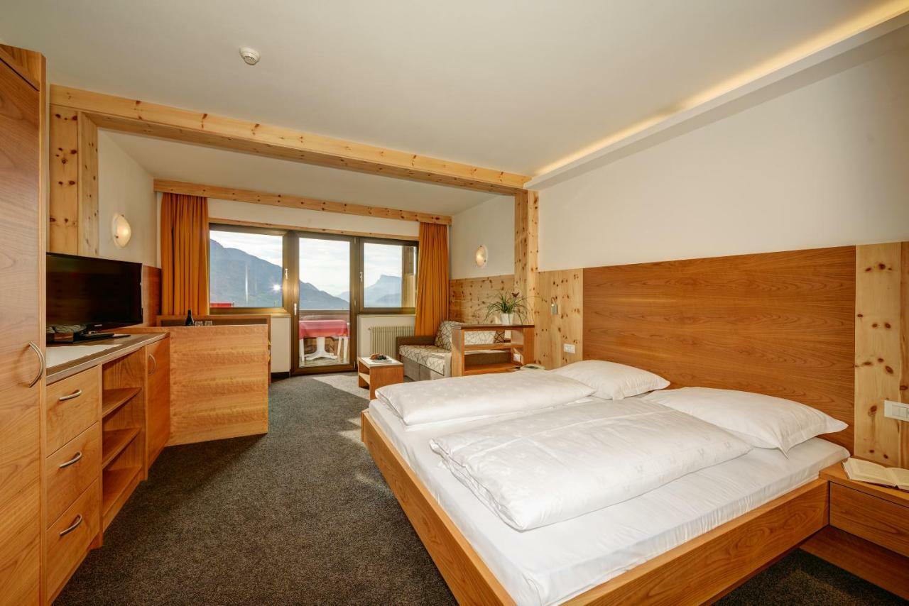 טירולו Hotel Appartement Inge מראה חיצוני תמונה