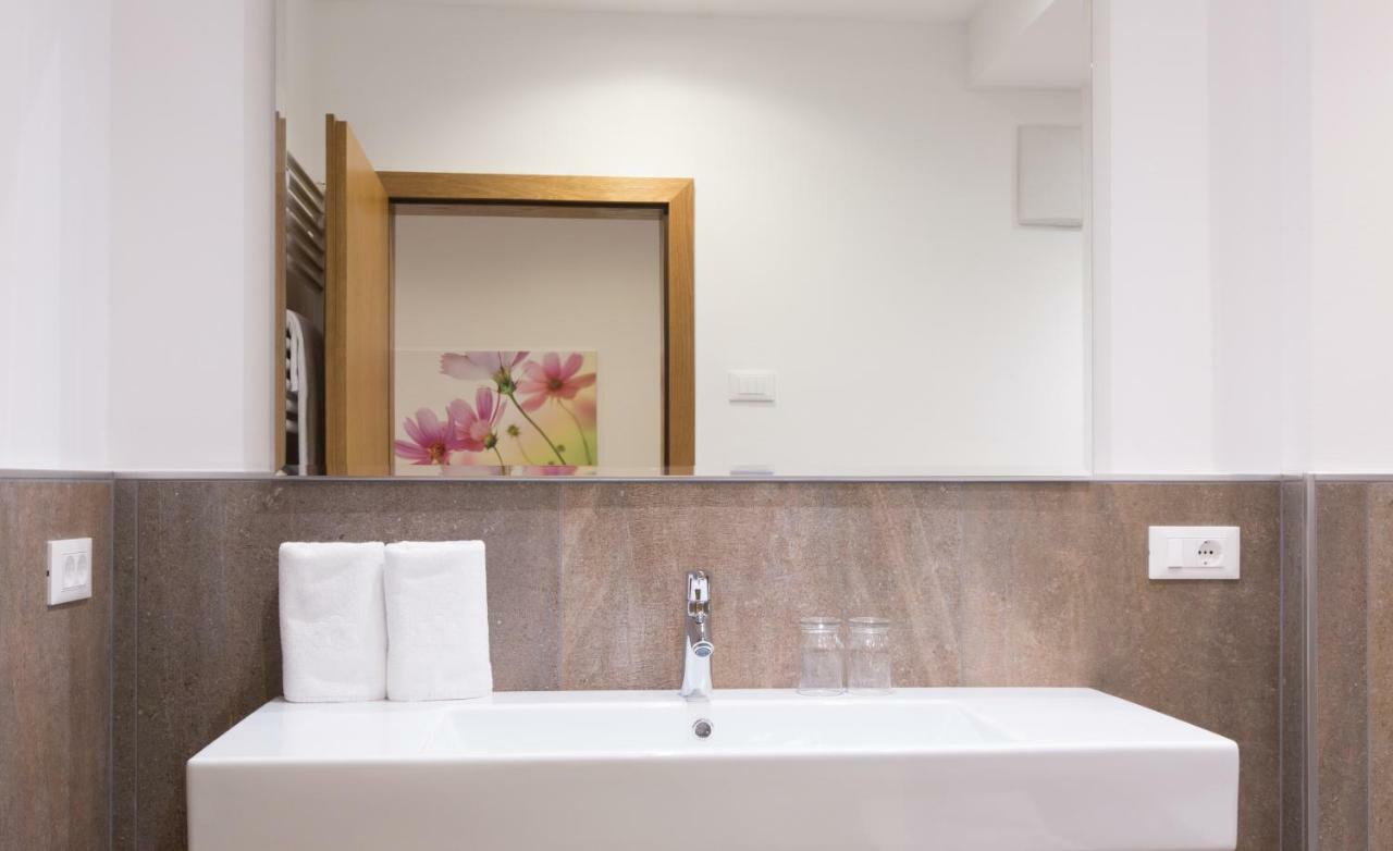 טירולו Hotel Appartement Inge מראה חיצוני תמונה